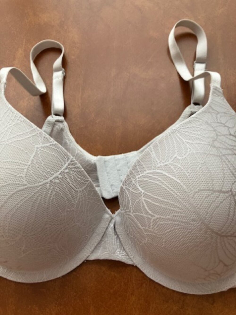 Ellen Tracy Bra Lightly Padded 36D